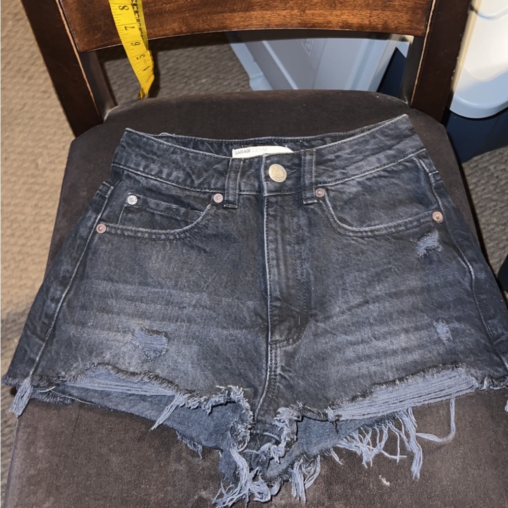 Garage shorts